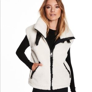 SAM Sherpa Vest